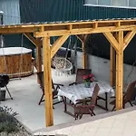 Ochutnej Palavu 度假居 *